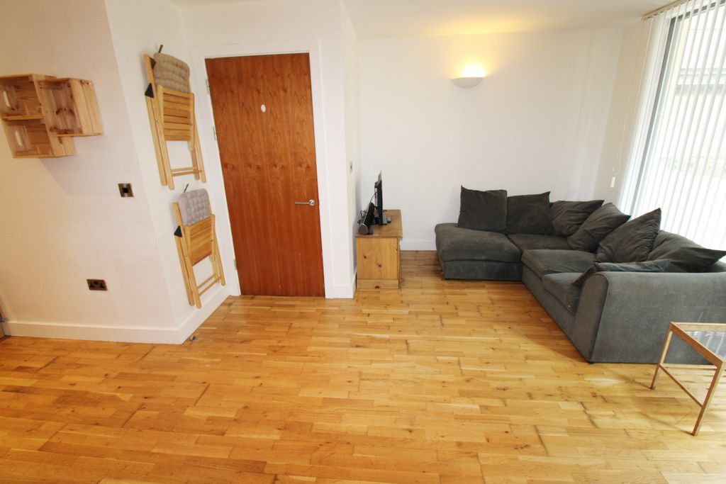 Property photo 2 of 9 Photo 2