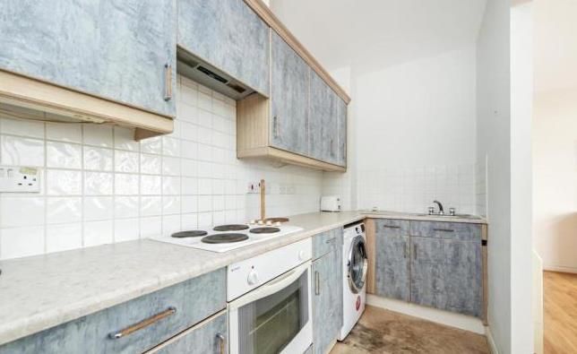 Property photo 2 of 6