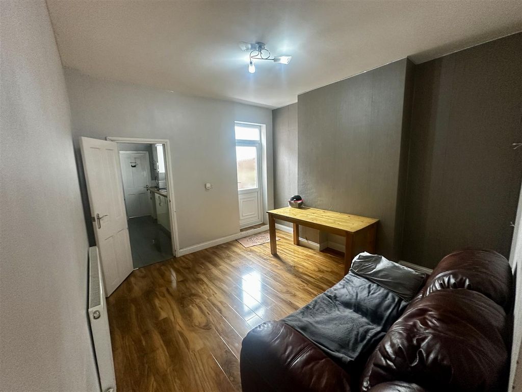 Property photo 3 of 17 Img_7554.Jpg