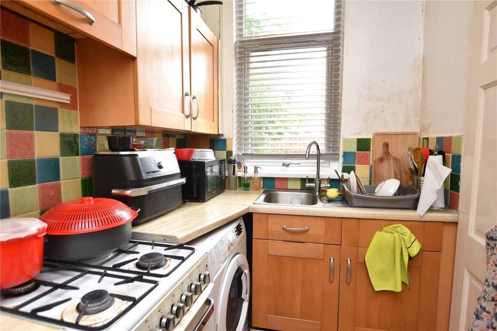 Property photo 3 of 9 Picture No. 10