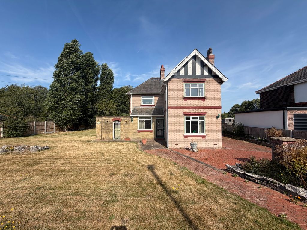 Property photo 1 of 15
