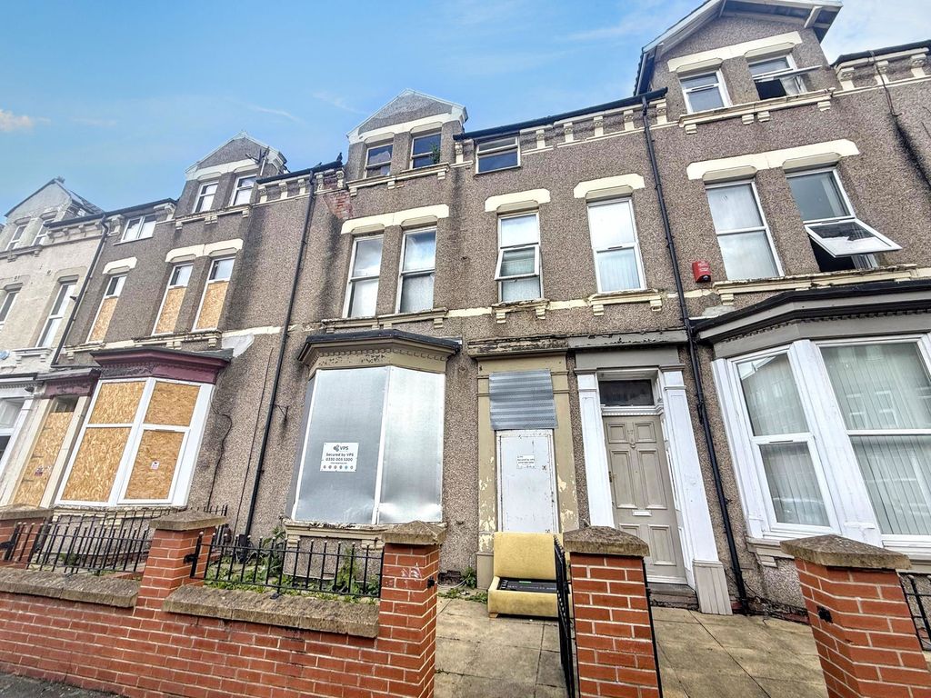 Property photo 1 of 2