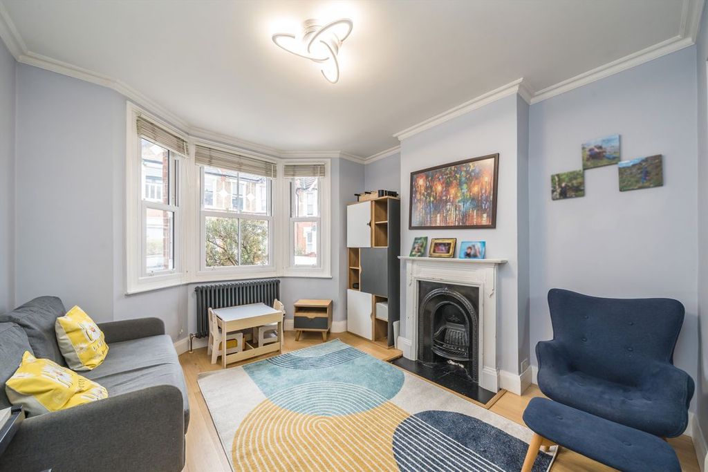 Property photo 2 of 9