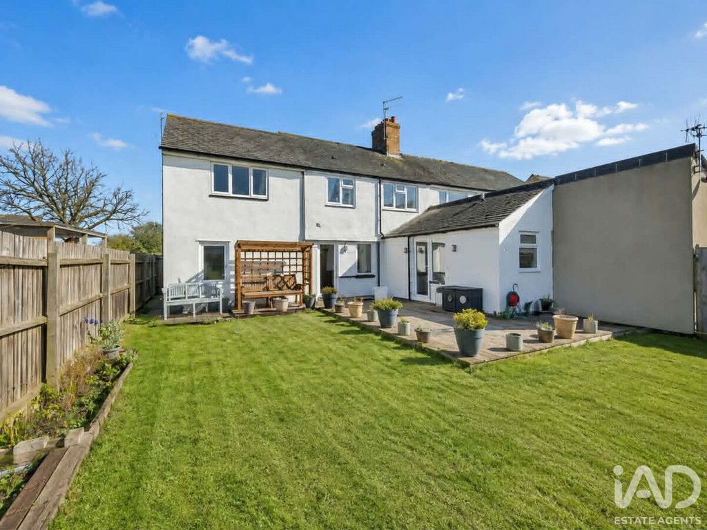 Property photo 2 of 30