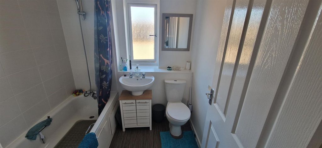 Property photo 2 of 13 Bathroom.Jpg