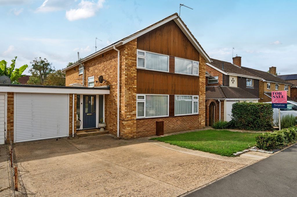 Property photo 1 of 12