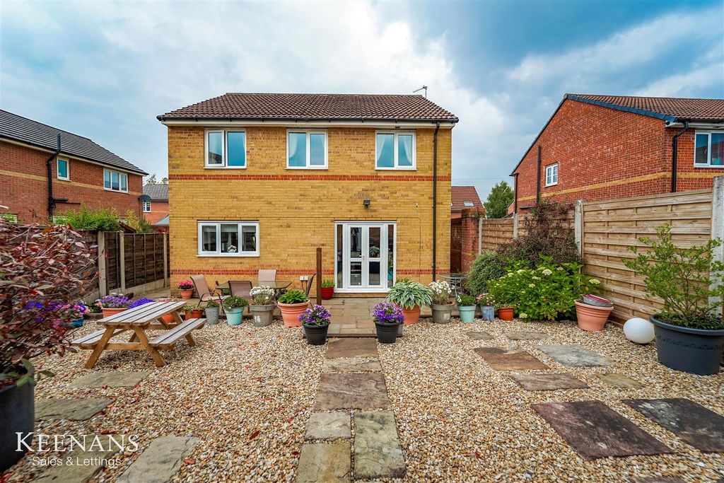Property photo 3 of 46 16.Jpg
