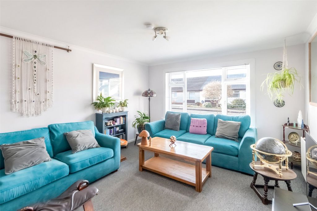 Property photo 2 of 30 Picture No. 12