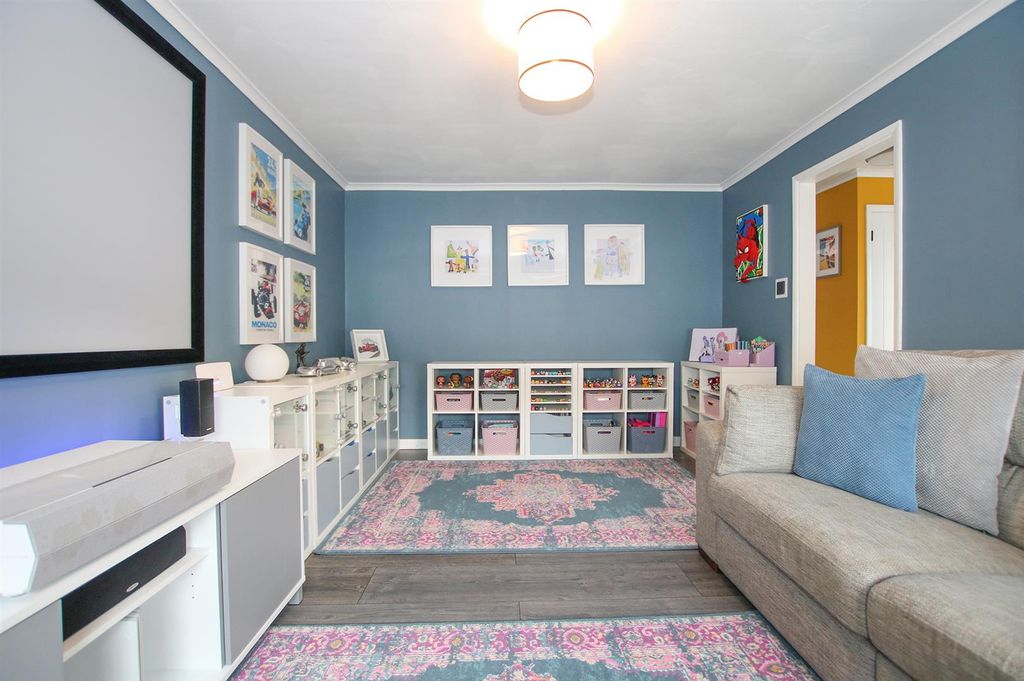 Property photo 3 of 13 Img_2661.Jpg