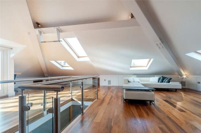 Property photo 3 of 13 Gallery