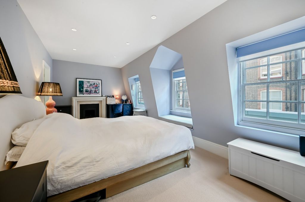 Property photo 3 of 15