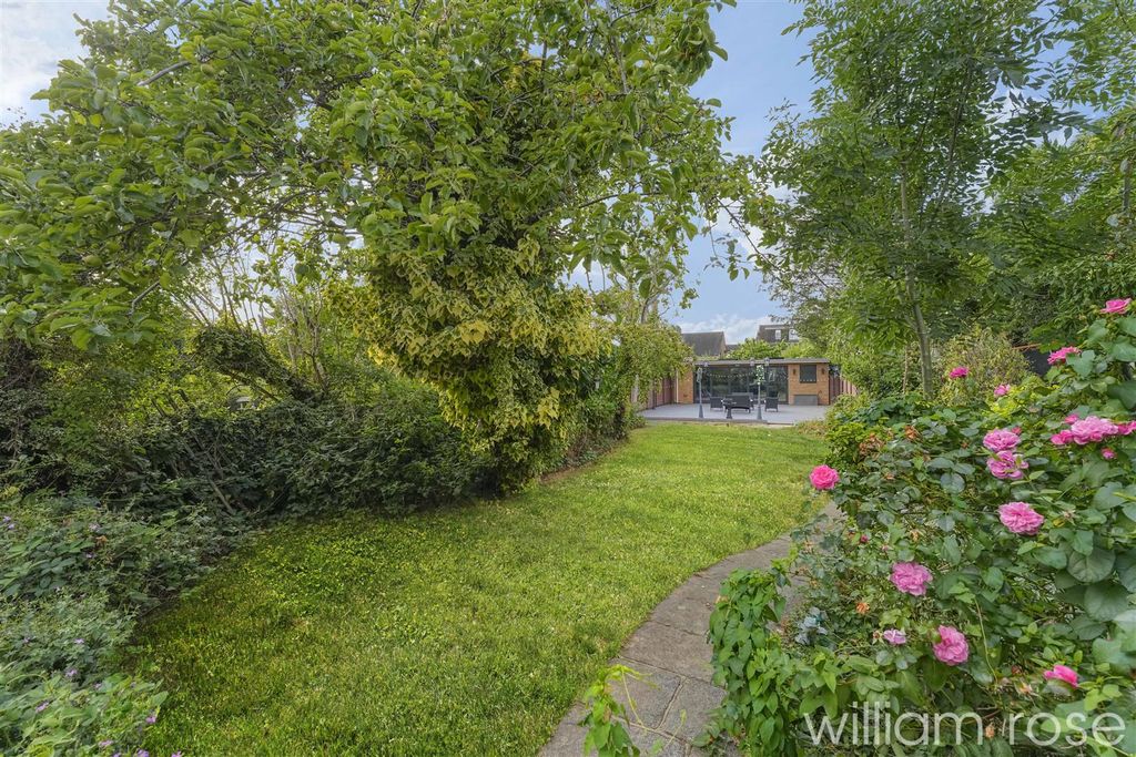 Property photo 3 of 36 _Akp0130.Jpg