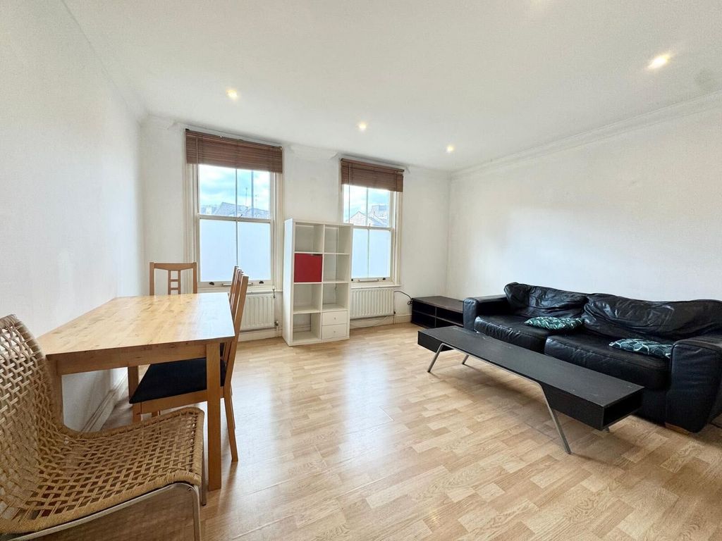 Property photo 2 of 5 Gallery