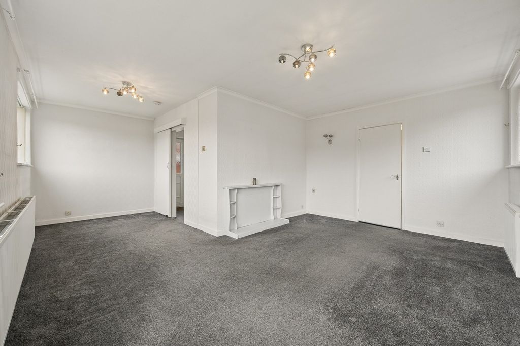 Property photo 2 of 15 5376373