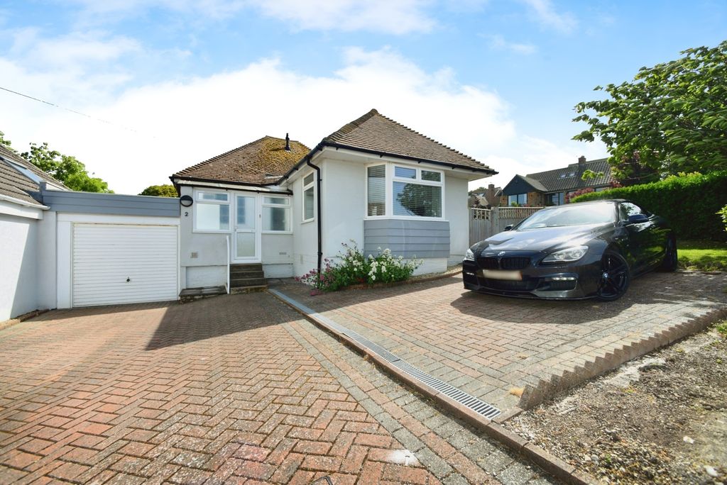 Property photo 1 of 17 Front