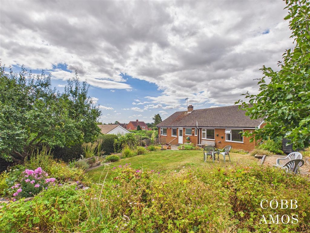 Property photo 3 of 22 Cam03722G0-Pr0138-Still026.Jpg