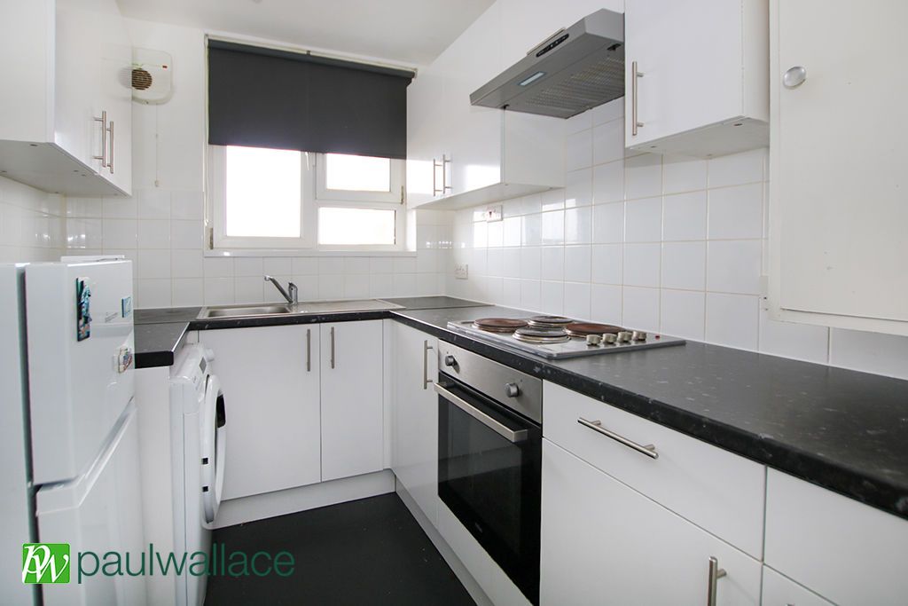 Property photo 2 of 4 Kitchen