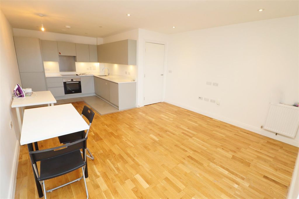 Property photo 3 of 12 Img_2646.Jpg