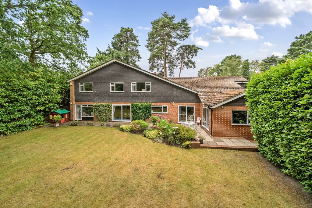 Property photo 2 of 15