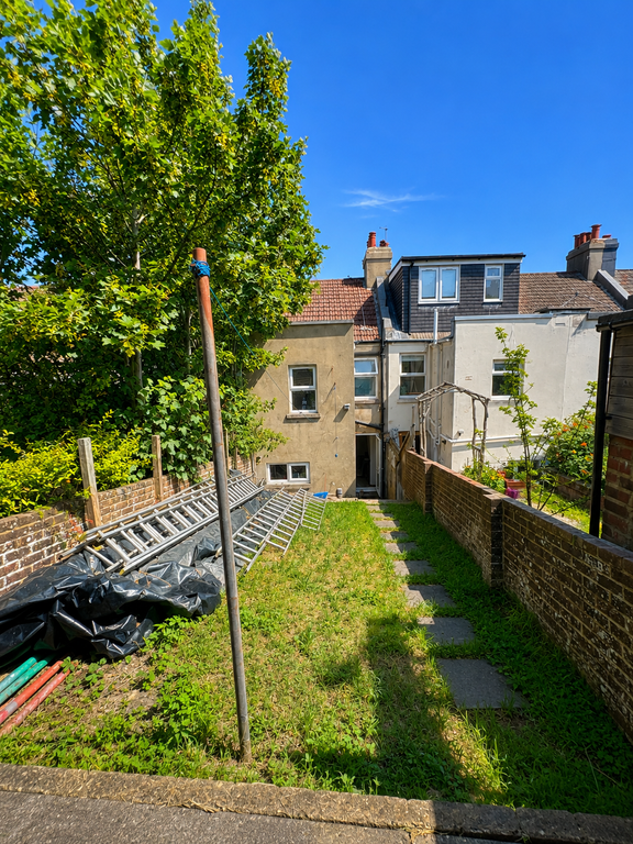 Property photo 2 of 9