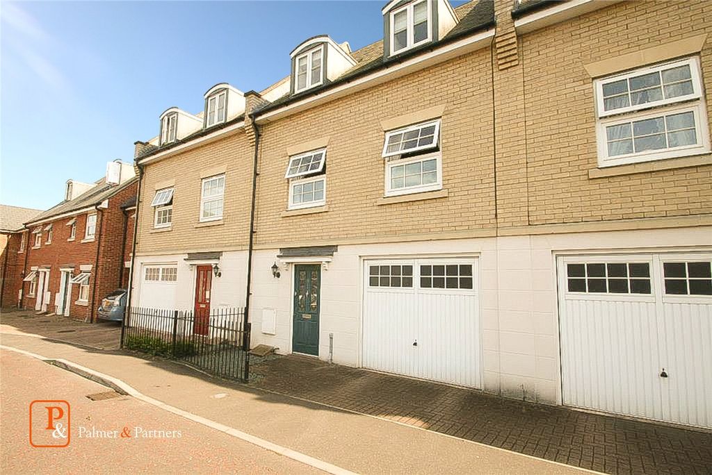 Property photo 1 of 17 External