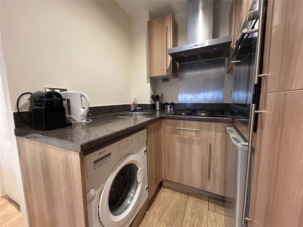 Property photo 3 of 7 Picture No. 12