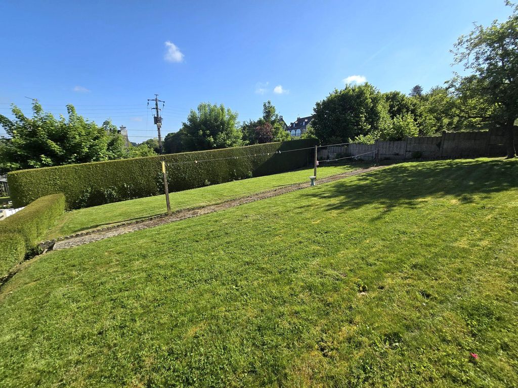 Property photo 3 of 10