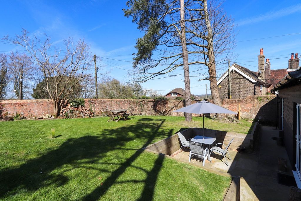 Property photo 3 of 15