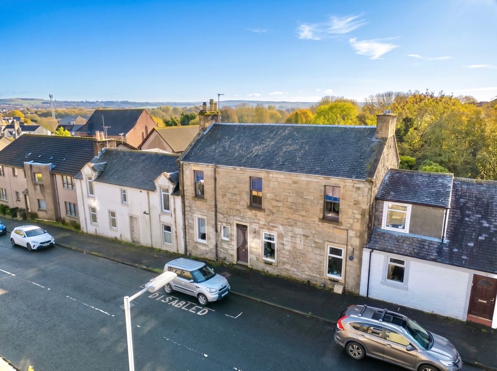 Property photo 1 of 27 Cochrane Street, Kilbirnie External