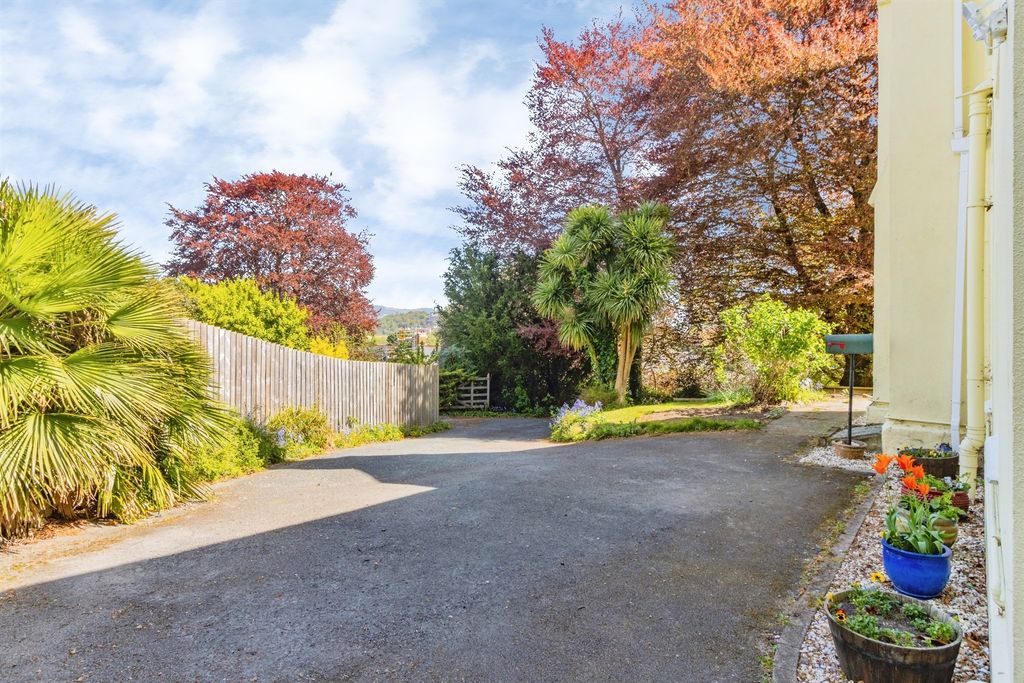 Additional image 31 of 4 bed semi-detached house for saleCourtenay Road, Newton Abbot TQ12
