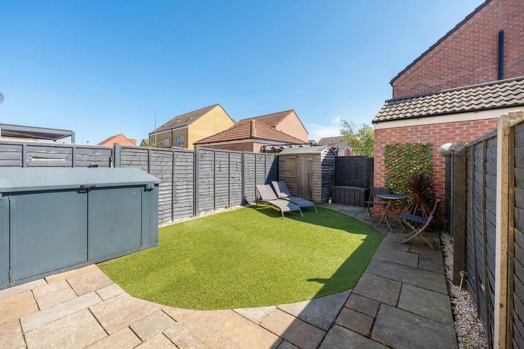 Property photo 2 of 14