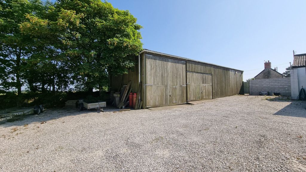 Property photo 3 of 19