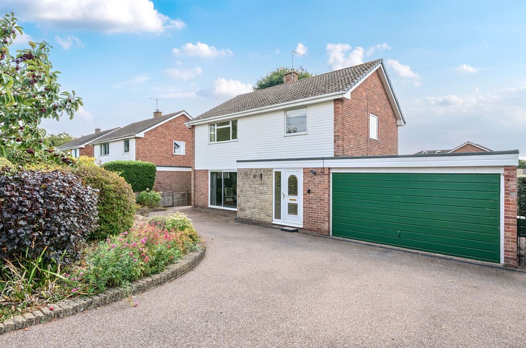 Property photo 1 of 15 1343169-1-68A8625...