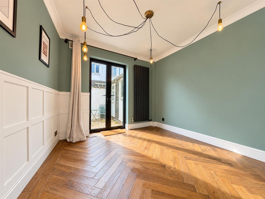 Property photo 3 of 8 Dining Room