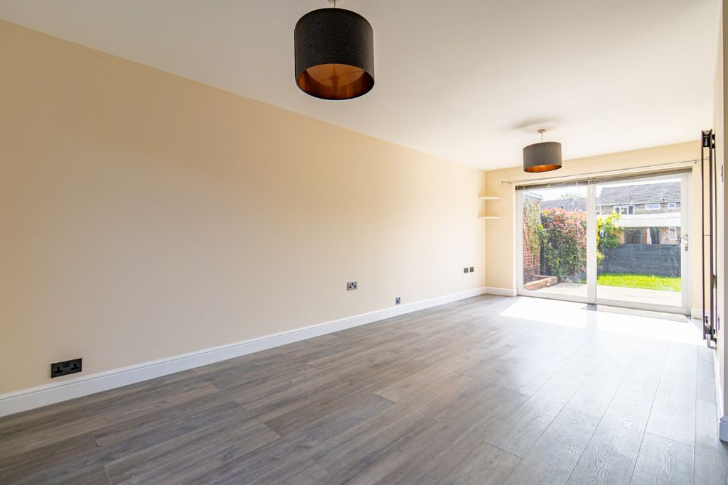 Property photo 2 of 25 4290144