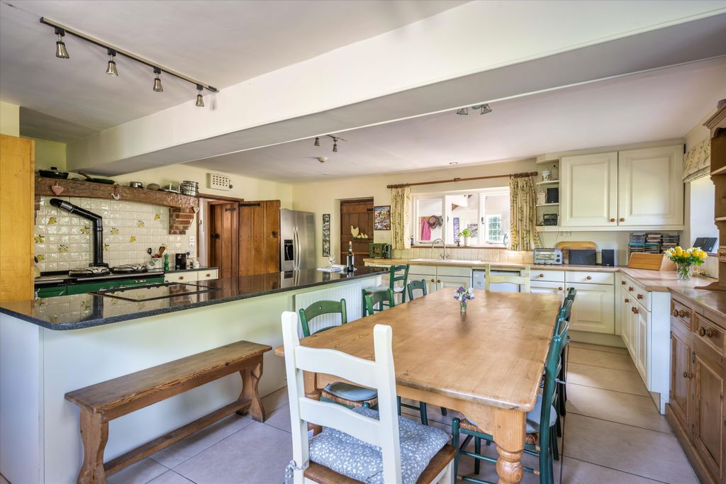 Property photo 2 of 41 Image