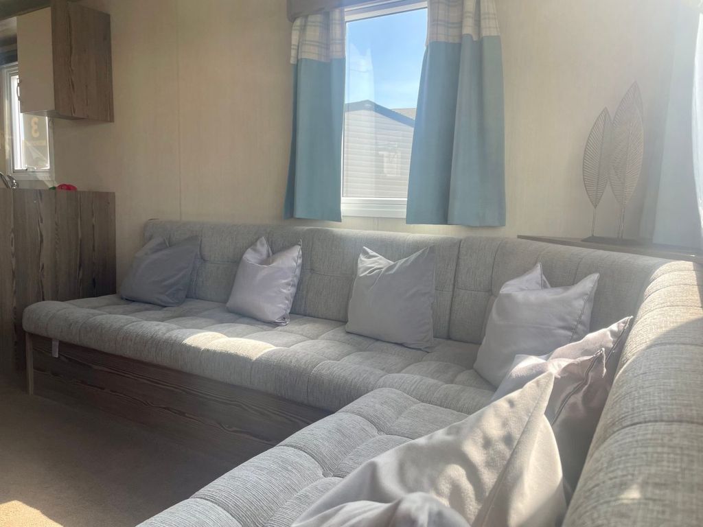 Property photo 1 of 6 Car0061530 - Static Caravan