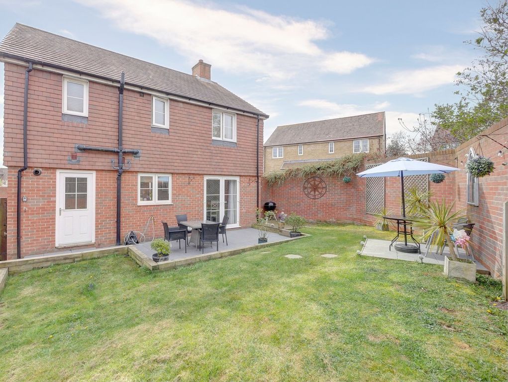 Property photo 2 of 25