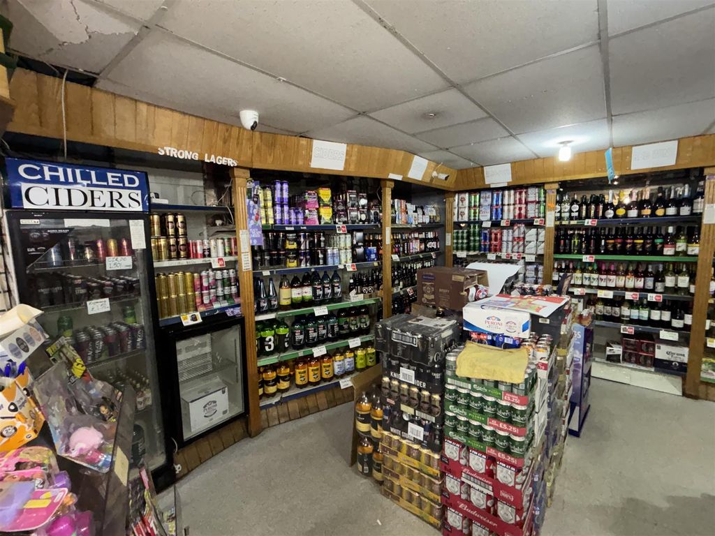 Property photo 2 of 7 Photo 1