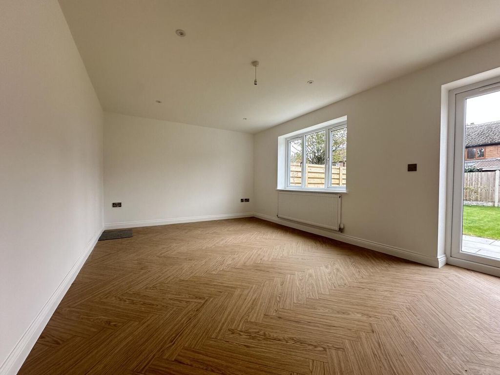 Property photo 3 of 16 Living Room