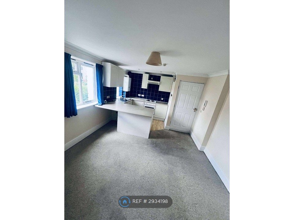 Property photo 2 of 3
