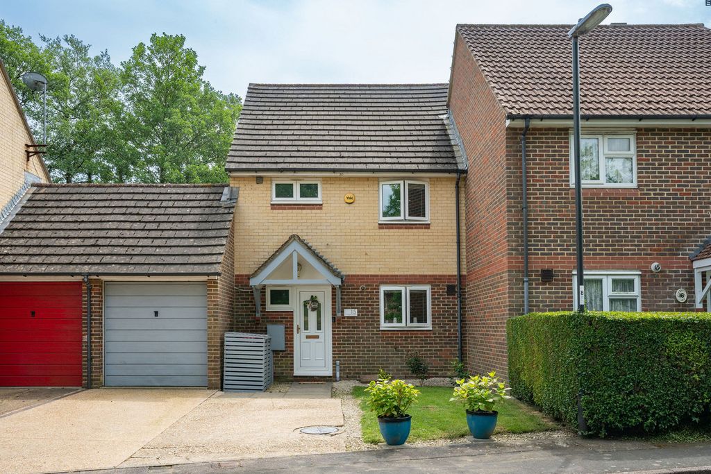 Property photo 1 of 26