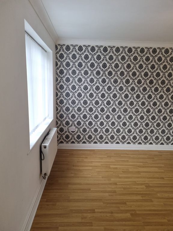 Property photo 3 of 20 Photo 2