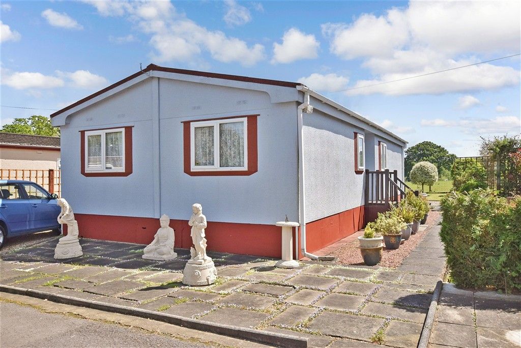 Property photo 1 of 12 Front