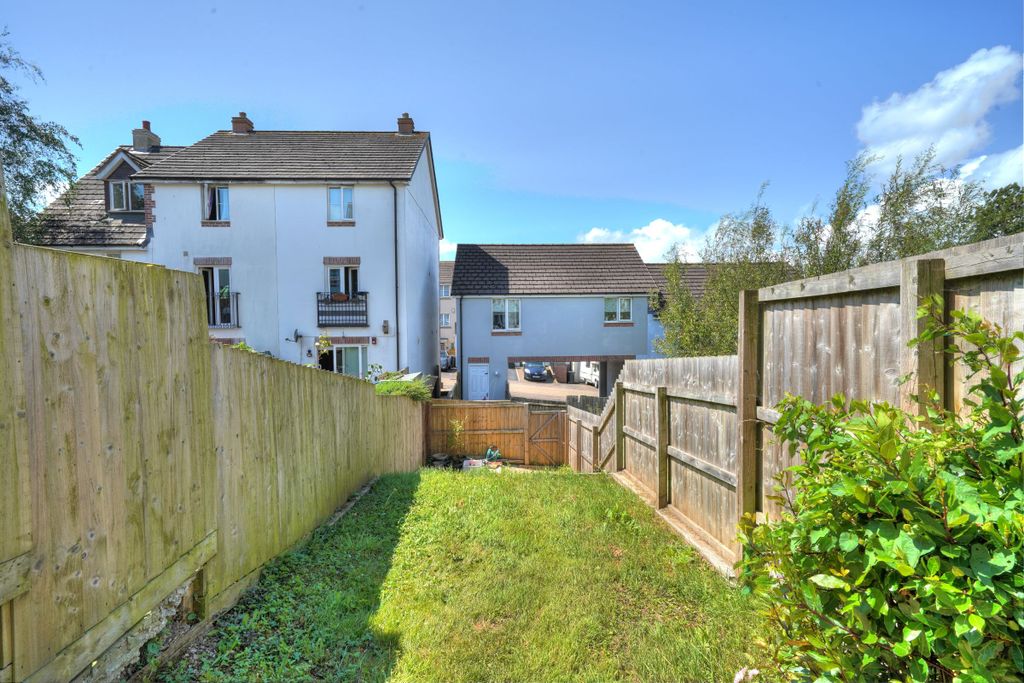 Property photo 3 of 14
