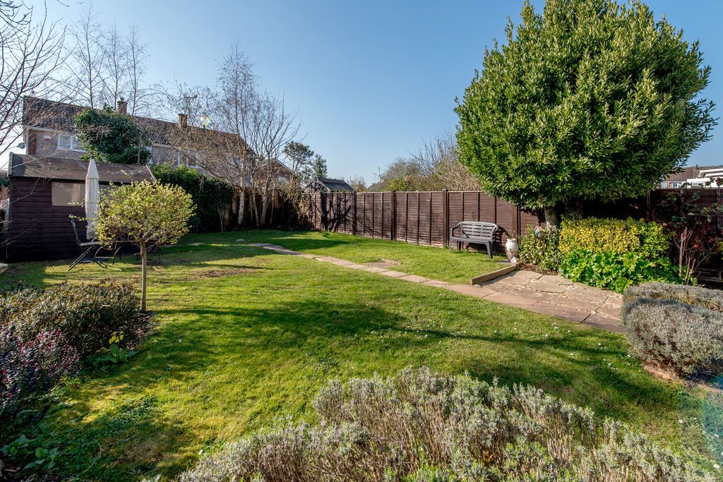 Property photo 2 of 25 Rear Garden