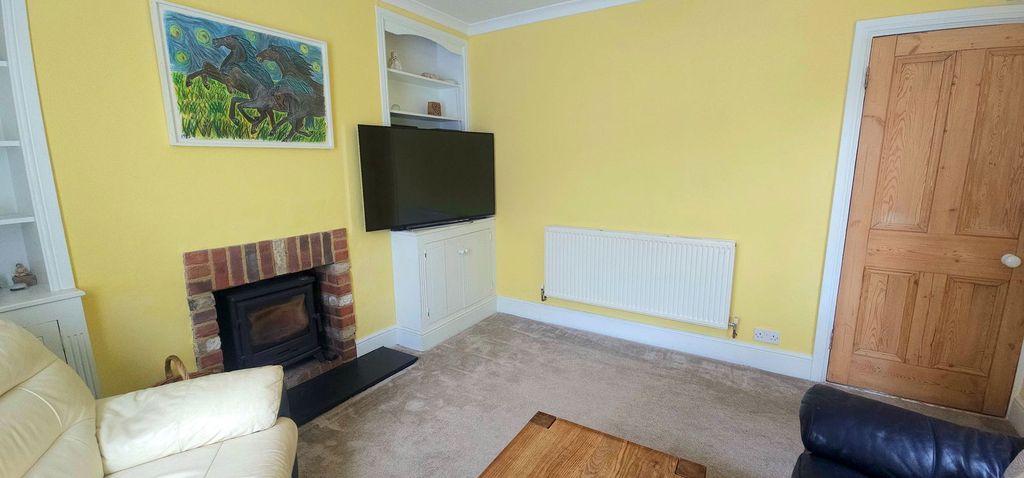 Property photo 3 of 41