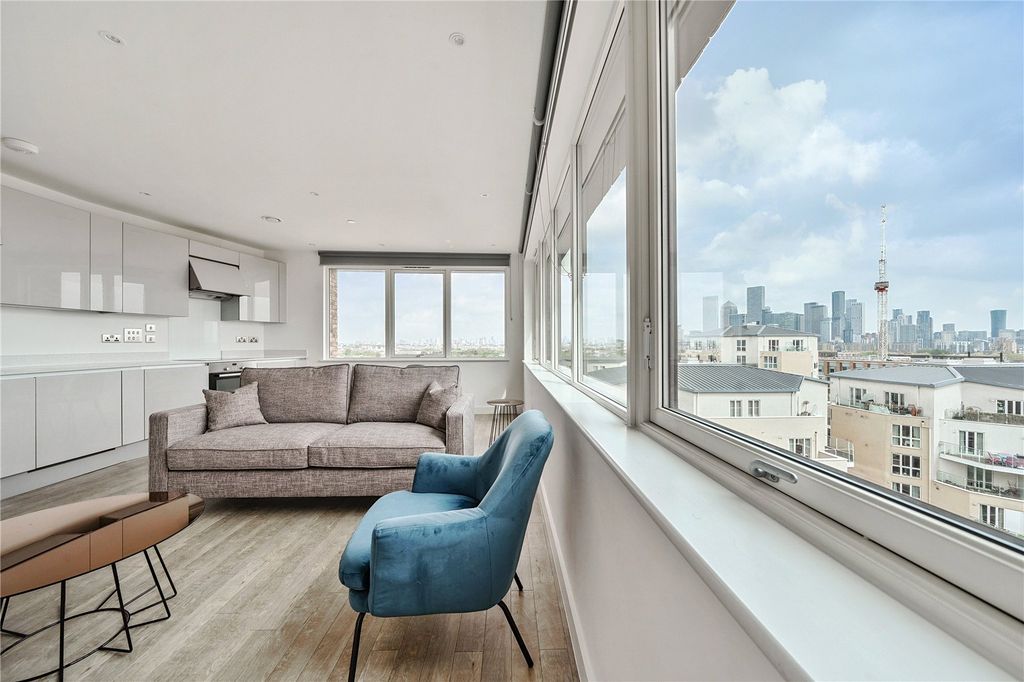 Property photo 3 of 26 Picture No. 13