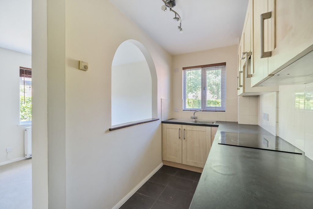 Property photo 3 of 20 1321504-7-686d3d9...