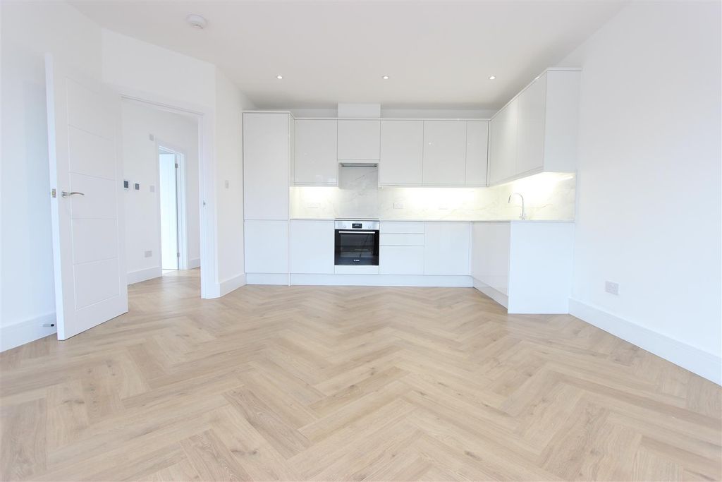 Property photo 1 of 19 Img_1301.Jpg
